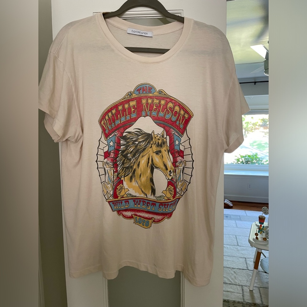 DAYDREAMER WILLIE NELSON TSHIRT
